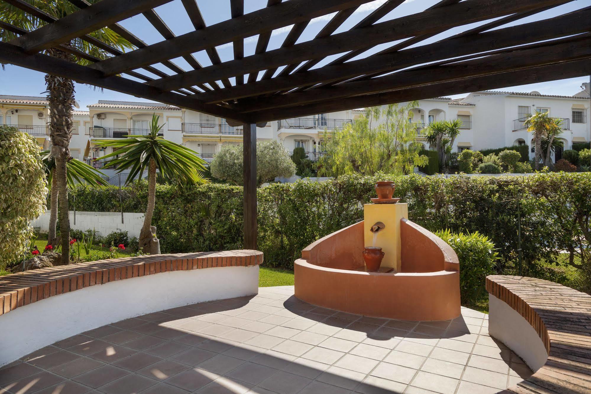 Crown Resorts Club La Riviera La Cala De Mijas Exterior photo